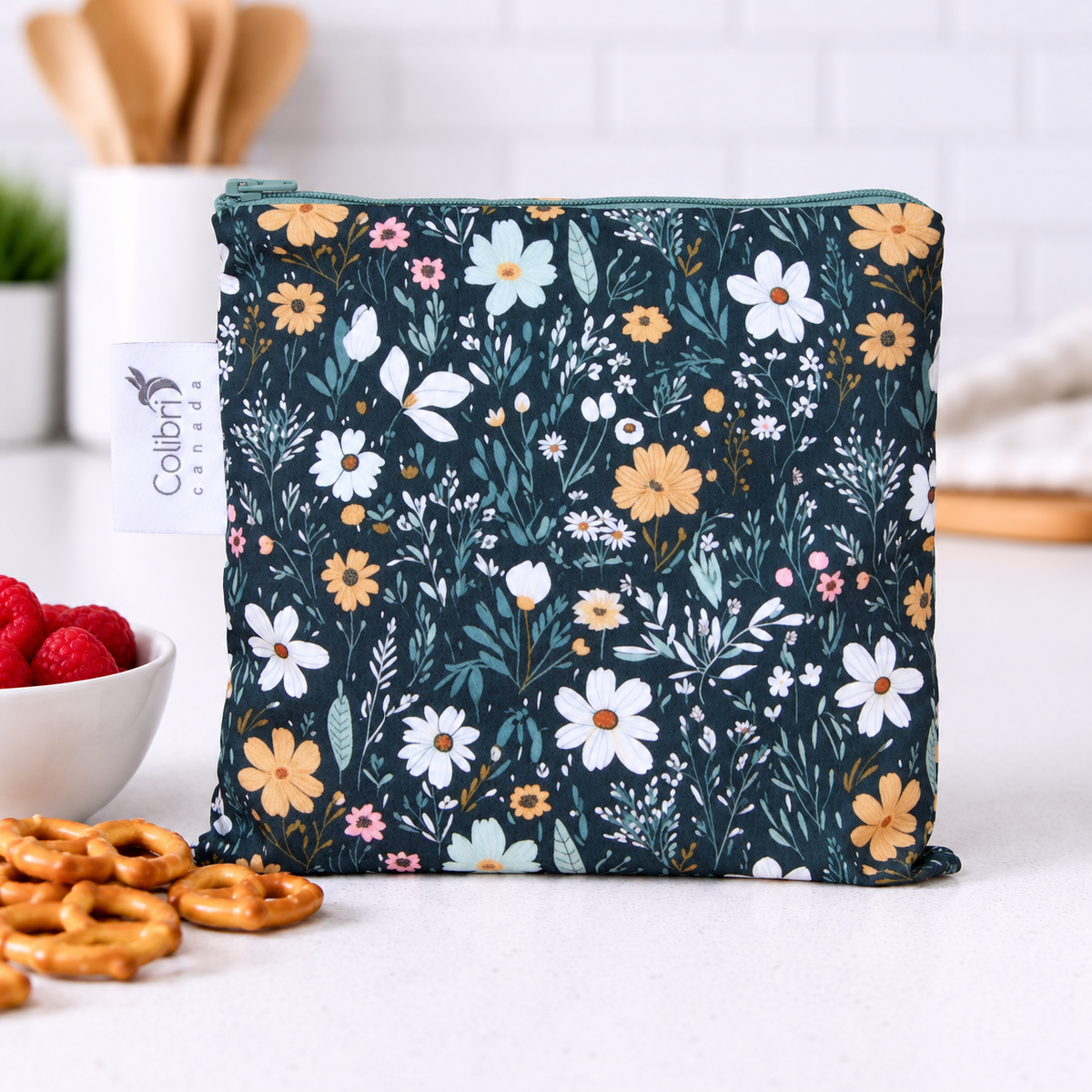 Daisy Reusable Snack Bag - Large